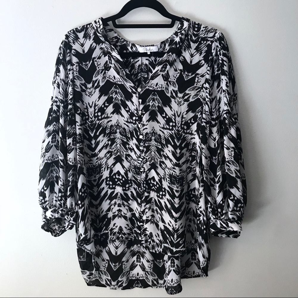 Parker Long Sleeve Pleated Back Blouse
